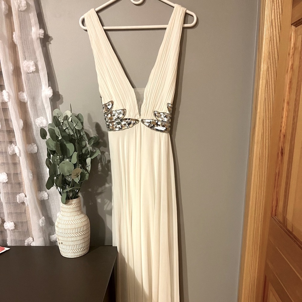 NWT Lulus White Dress Size Large
